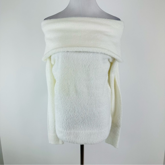 Boston Proper White Off Shoulder Soft Sweater Size Small - Picture 1 of 7